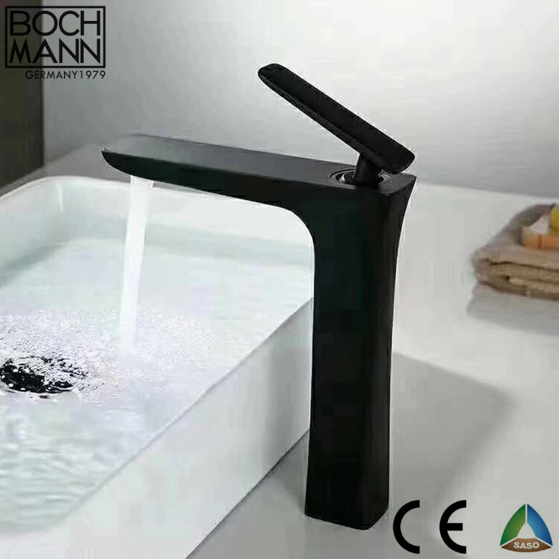 Chinese Distributor Gold and White Black Color Brass Bath Room and Kitchen Mixers