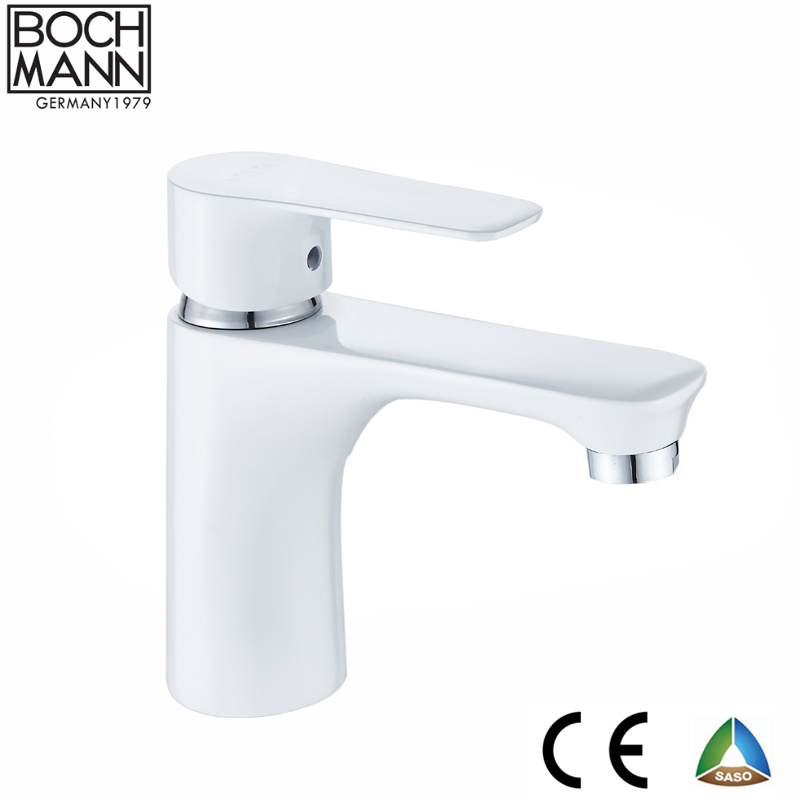 Deck Mounted Zinc Basin Mixer and Bathromm Basin Faucet for Cold Hot Water